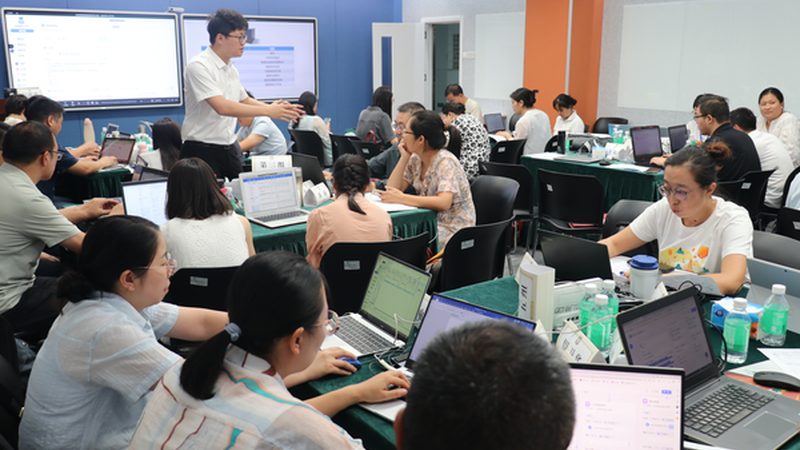 一建培训通过率高的面授班，揭秘其背后的优势